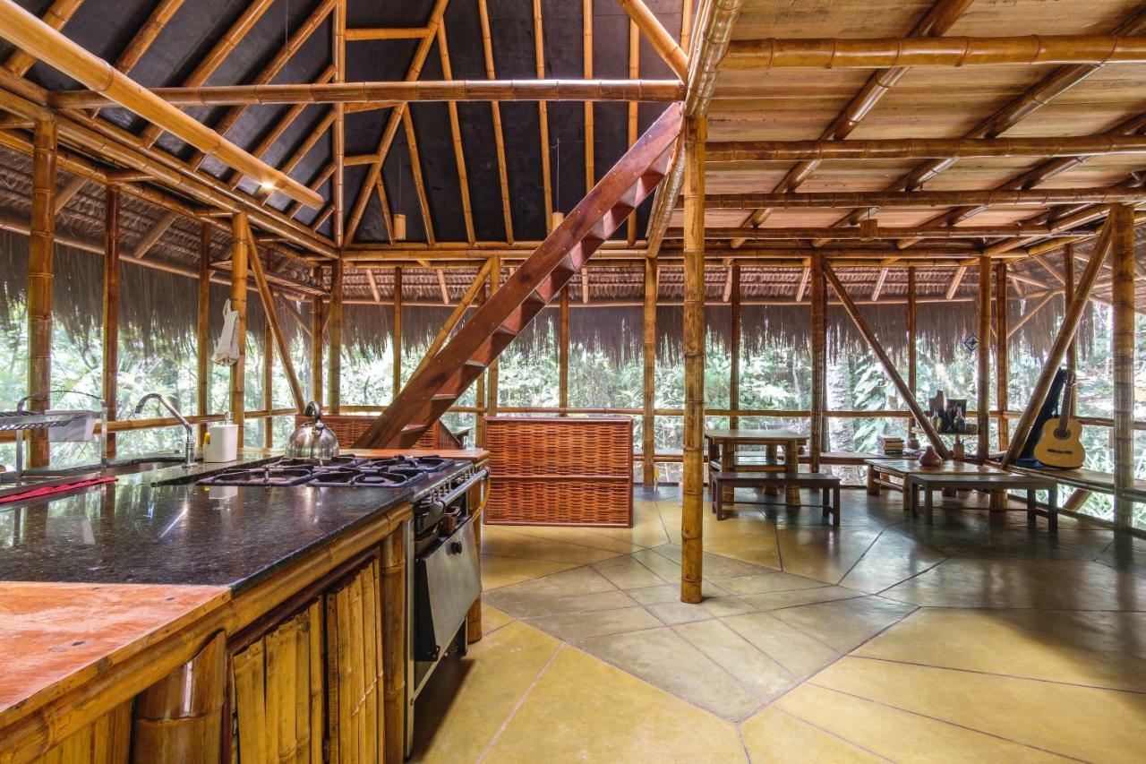 Universo Pol Bamboo Hostel Морро-де-Сан-Паулу Экстерьер фото